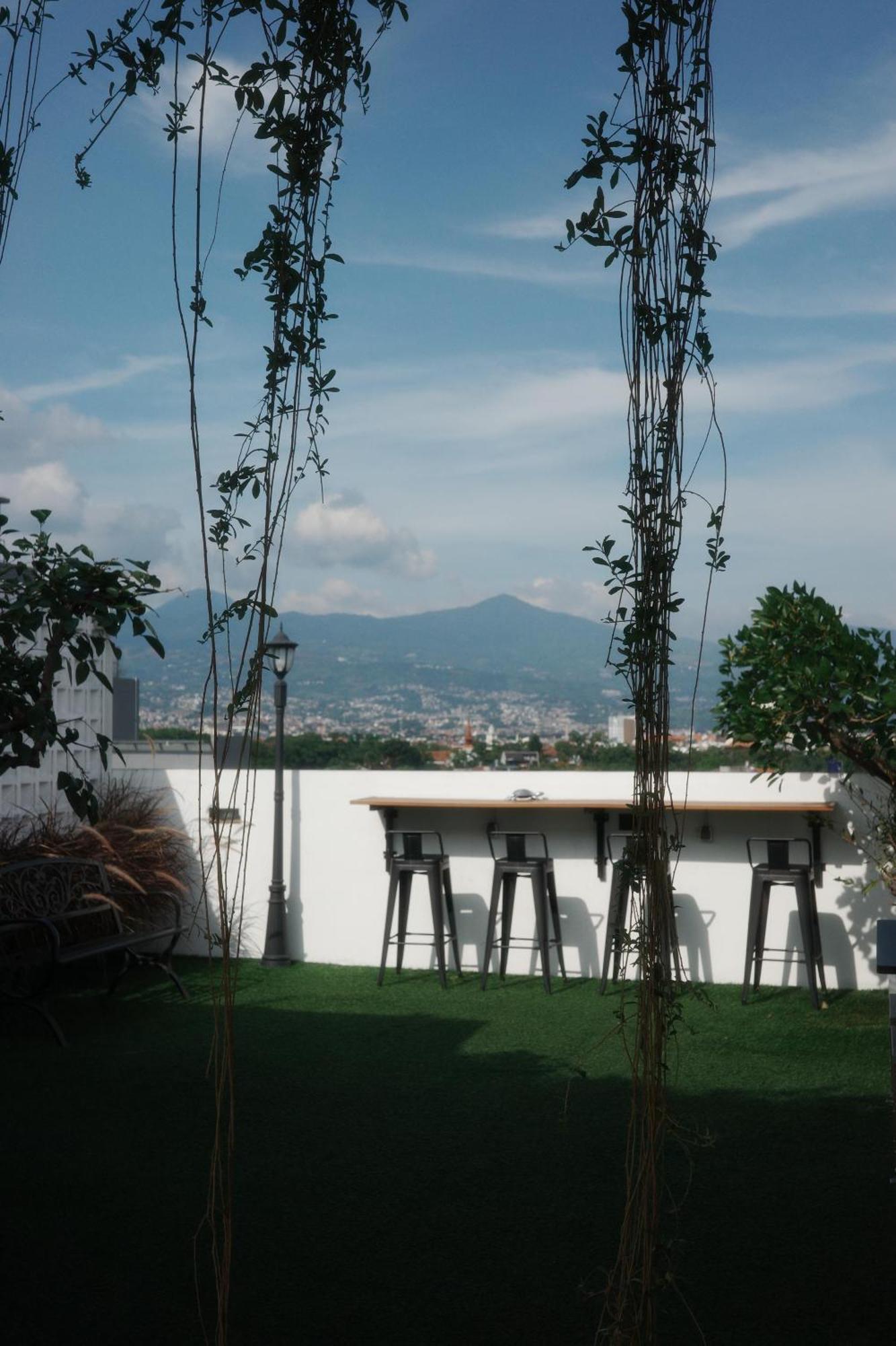 Buminakura Hotel Bandung Exterior photo